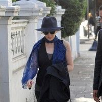 Kylie Minogue sporting a hat and sunglasses photos | Picture 75423